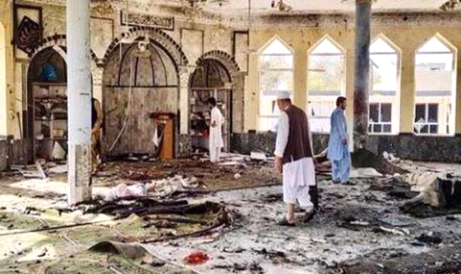 अफगानिस्तान में डिप्टी गवर्नर की मौत के शोक कार्यक्रम के दौरान हुआ भीषण बम विस्फोट, 11 लोगों के उड़ गए चीथड़े